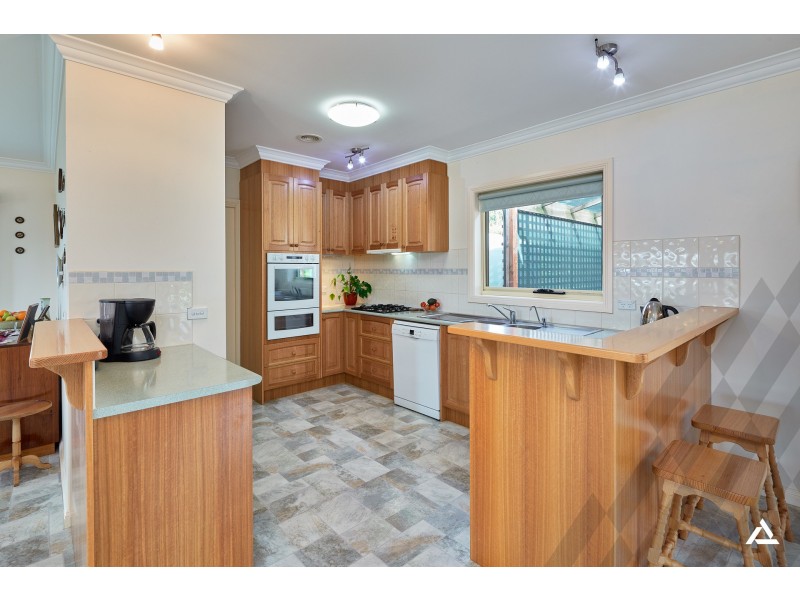 7 Huntingdon Court, Drouin VIC 3818