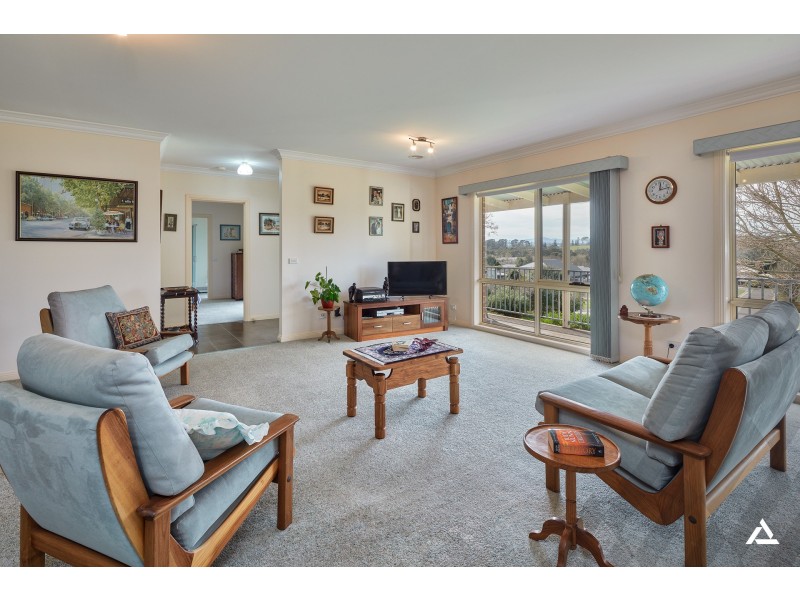 7 Huntingdon Court, Drouin VIC 3818