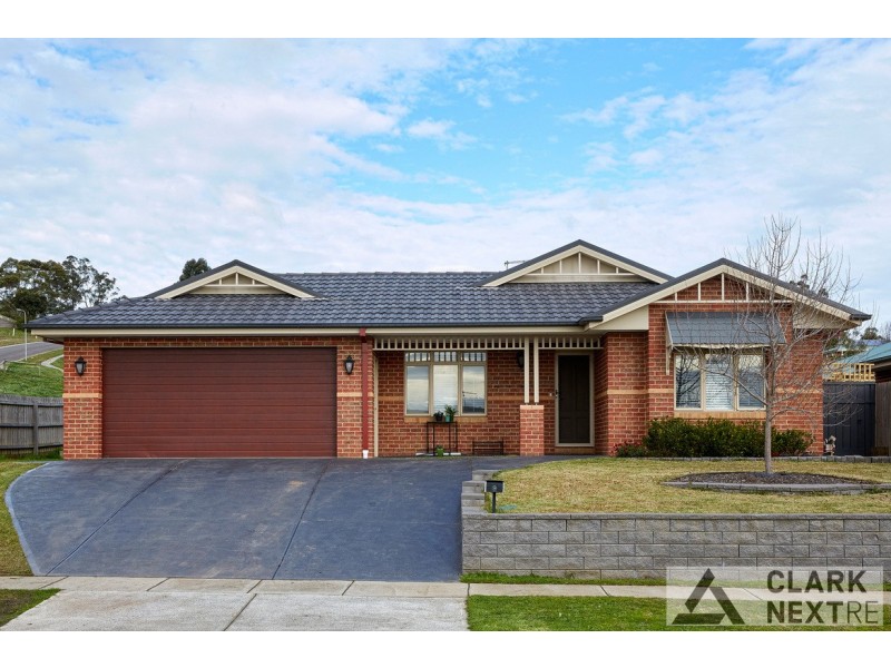 9 Chiswick Crescent, Drouin VIC 3818