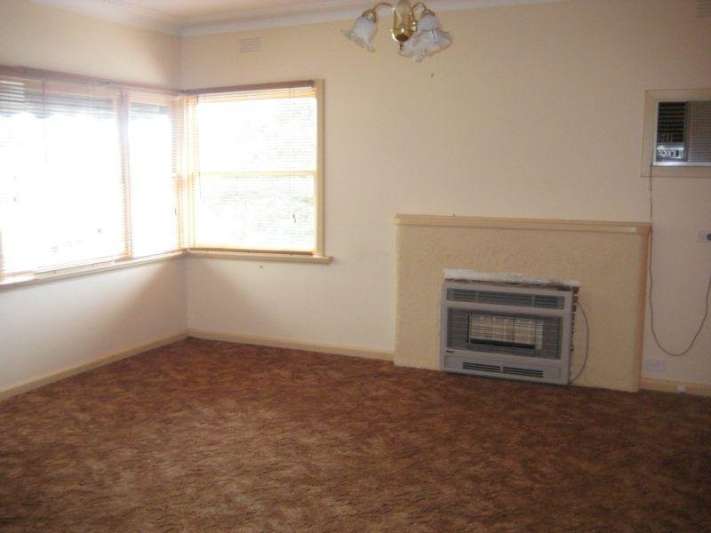 2A Tobruk Street, Warragul VIC 3820