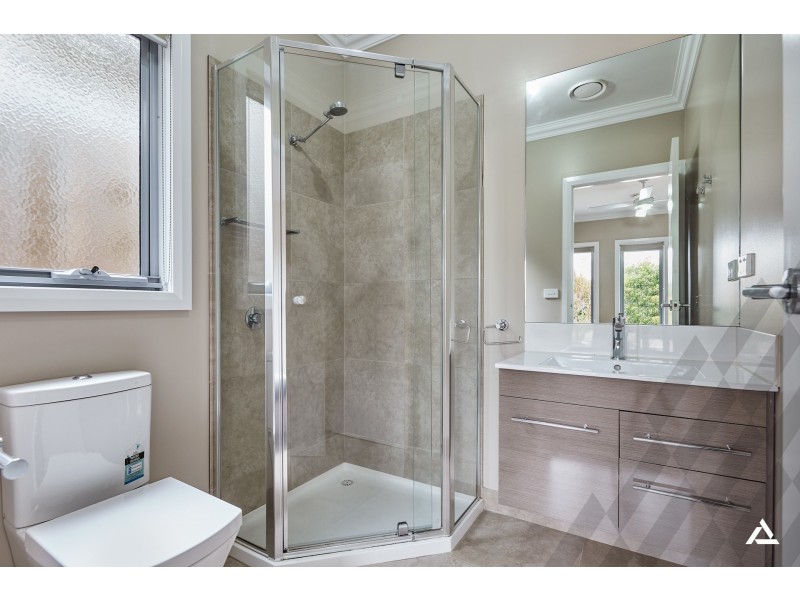 4/128 Albert Road, Warragul VIC 3820