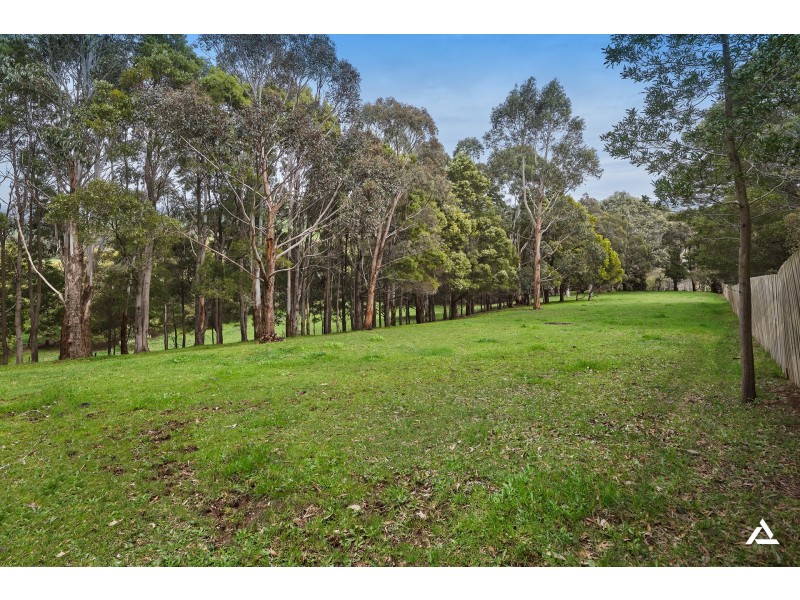 15 Burtonwood Court, Neerim South VIC 3831