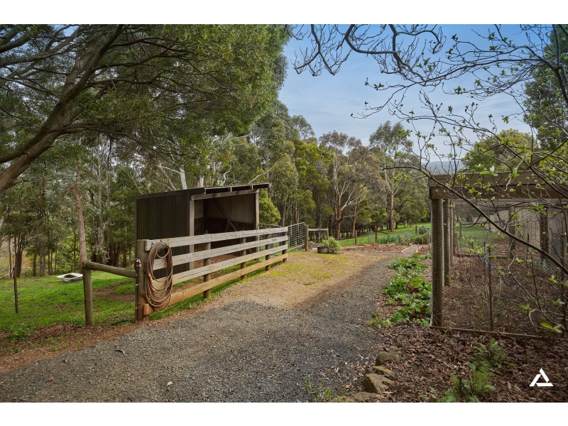 15 Burtonwood Court, Neerim South VIC 3831