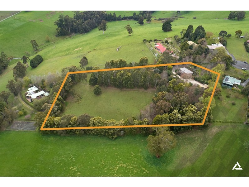 15 Burtonwood Court, Neerim South VIC 3831