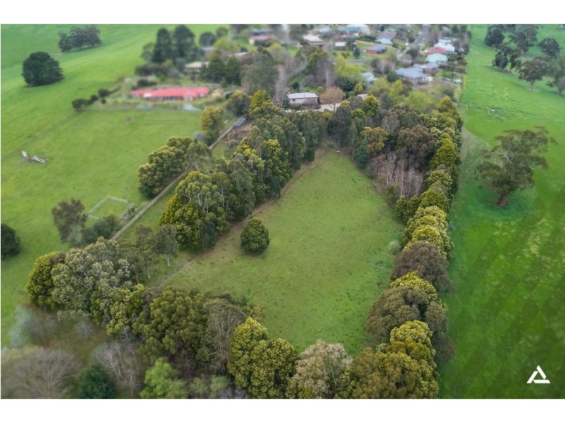 15 Burtonwood Court, Neerim South VIC 3831