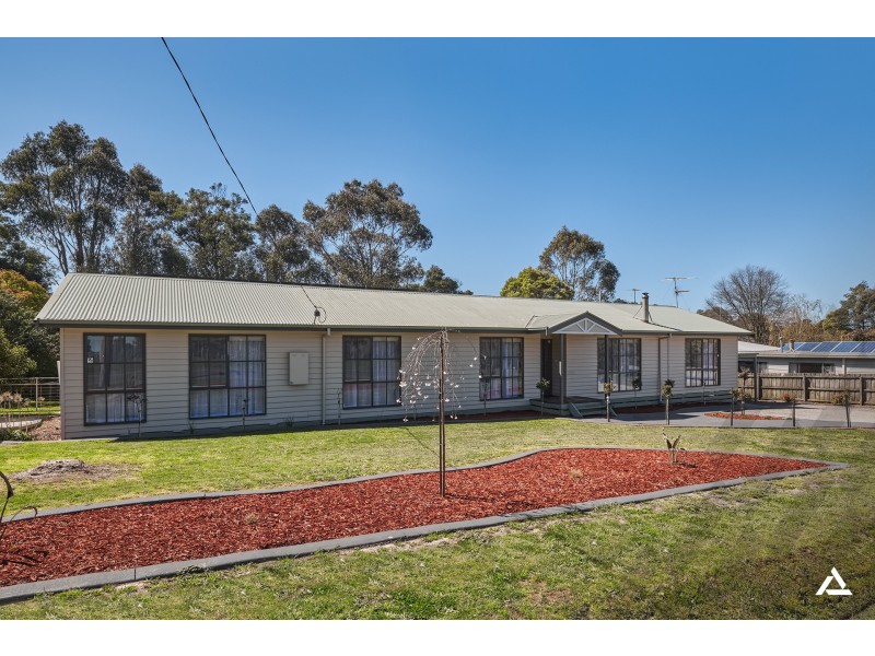 11 Pollock Street, Nilma VIC 3821