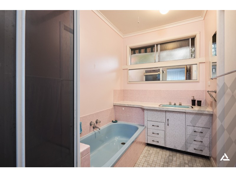 9 Wade Street, Drouin VIC 3818