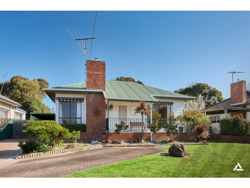 14 Pioneer Street, Warragul VIC 3820