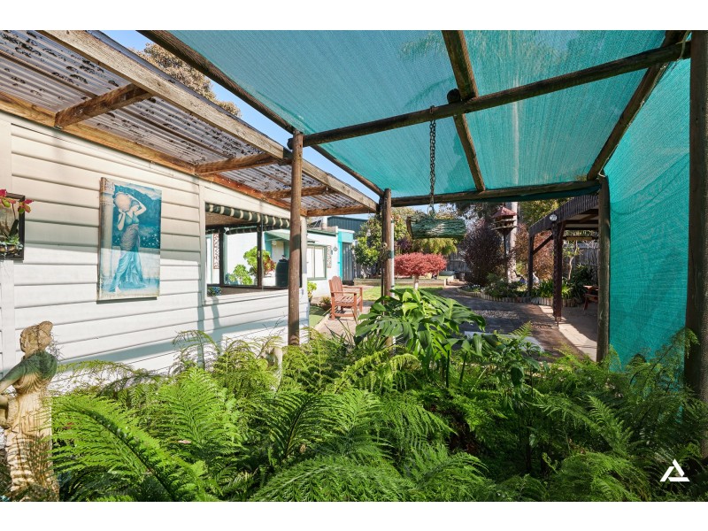 14 Pioneer Street, Warragul VIC 3820