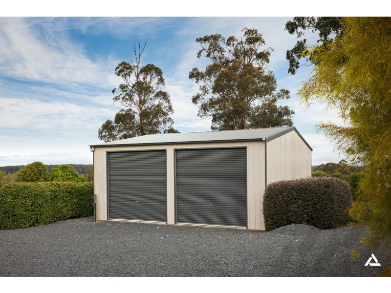 6 Oxley Court, Drouin VIC 3818