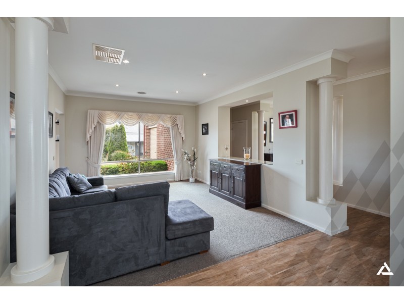 13 Arthurs Drive, Warragul VIC 3820