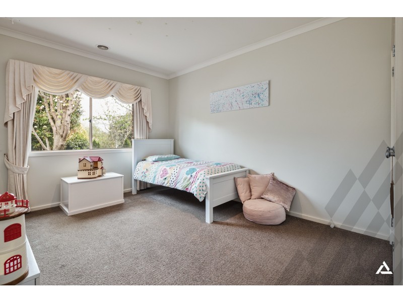 13 Arthurs Drive, Warragul VIC 3820