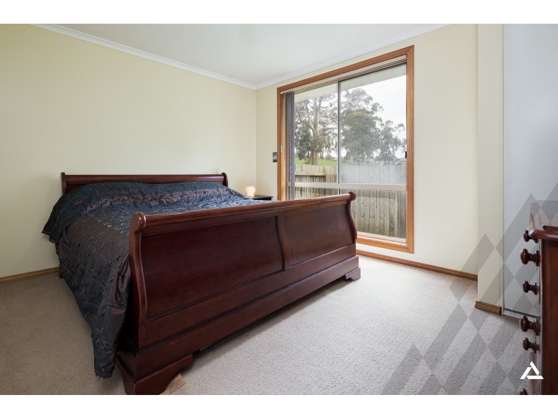 5/3 Gumleaf Place, Drouin VIC 3818