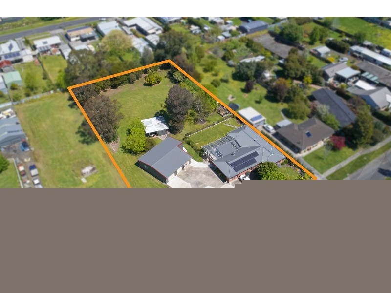 13-15 Nelson Road, Trafalgar VIC 3824