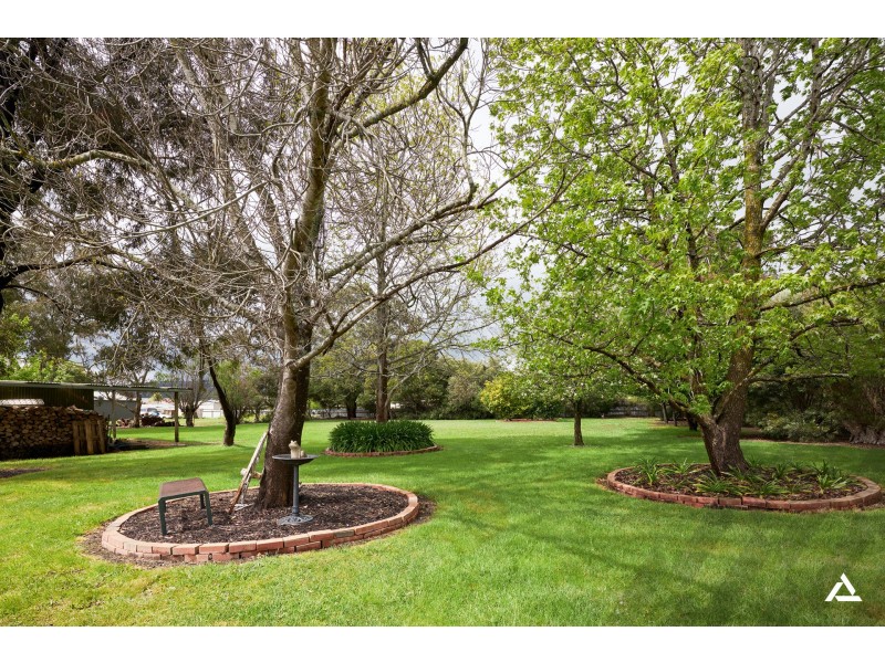 13-15 Nelson Road, Trafalgar VIC 3824