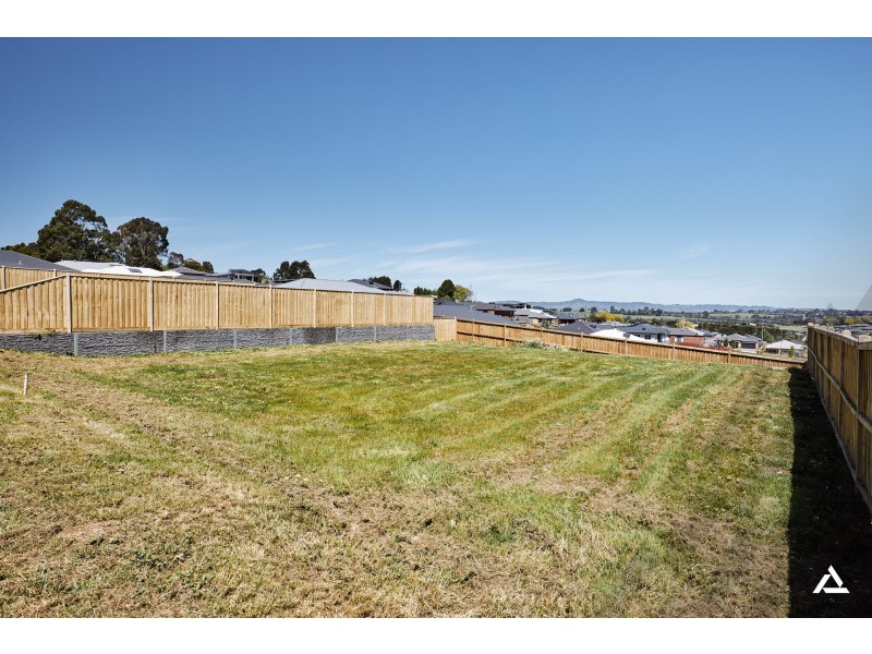 18 Pandanus Court, Warragul VIC 3820