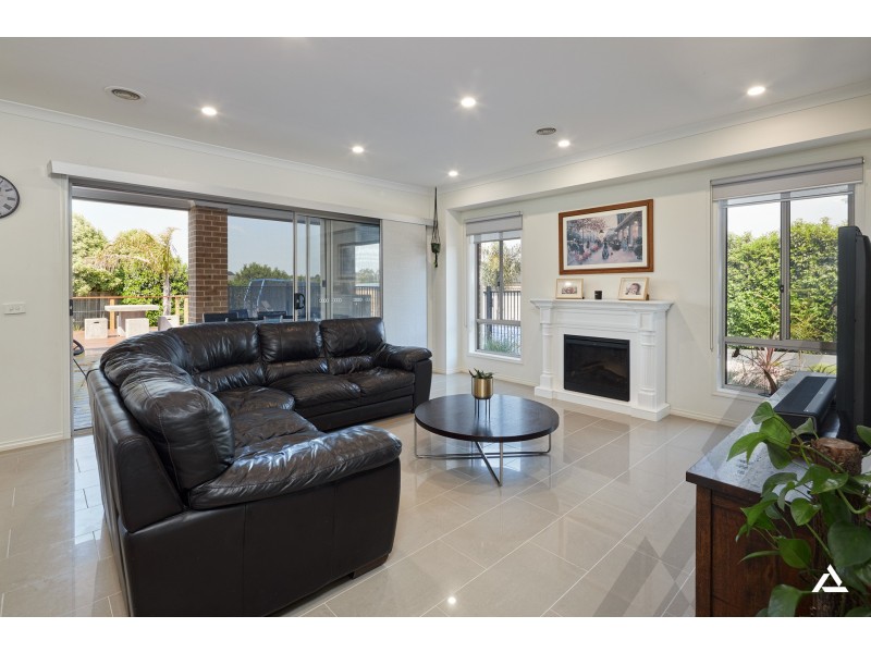 11 Hawkesburn Court, Warragul VIC 3820