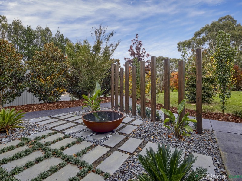 19 Old Sale Road, Buln Buln VIC 3821