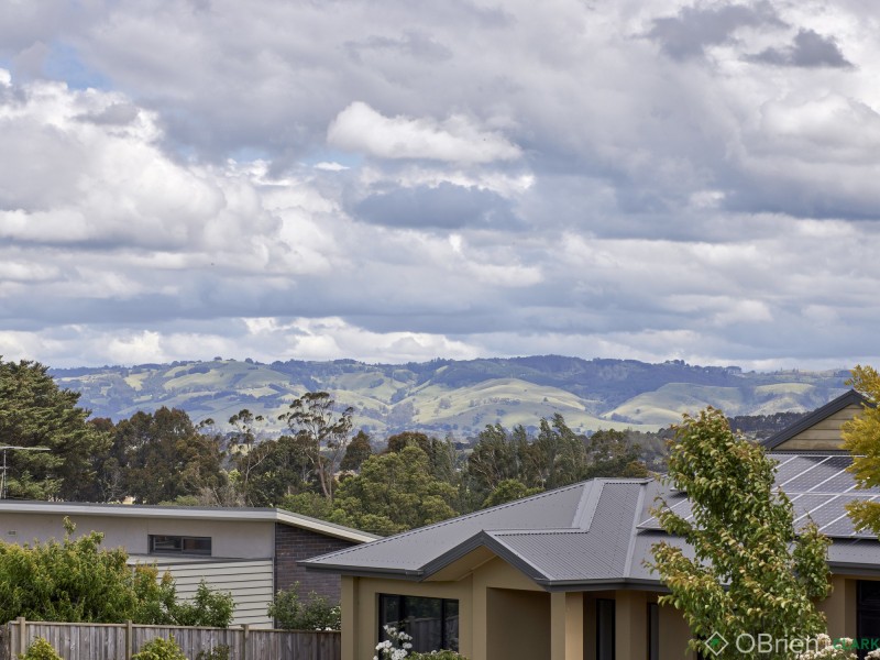 5 Jerdan Place, Warragul VIC 3820