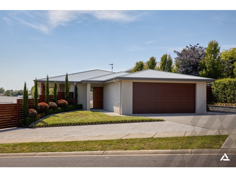 55 Grange Crescent, Warragul VIC 3820