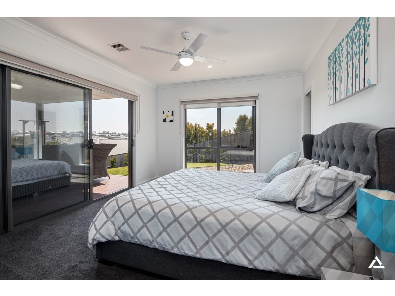 55 Grange Crescent, Warragul VIC 3820