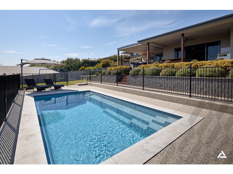 55 Grange Crescent, Warragul VIC 3820