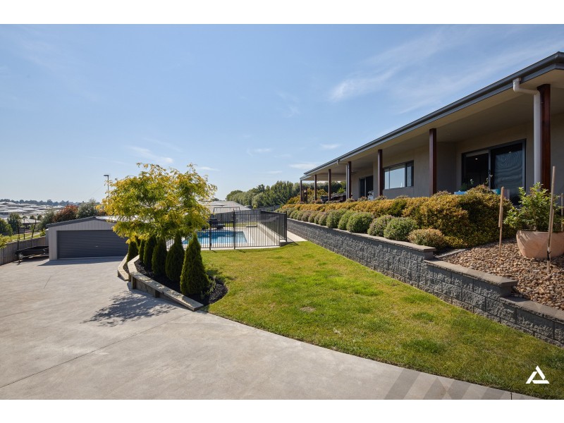 55 Grange Crescent, Warragul VIC 3820