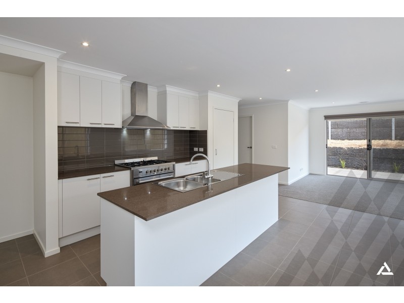 37 Skyline Drive, Warragul VIC 3820