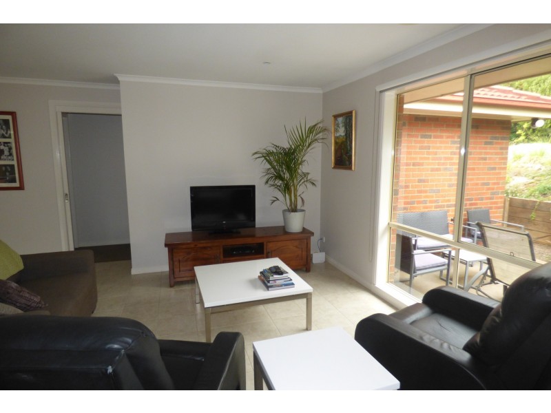 27 Glendon Drive, Warragul VIC 3820