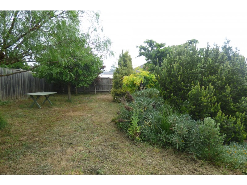 27 Glendon Drive, Warragul VIC 3820