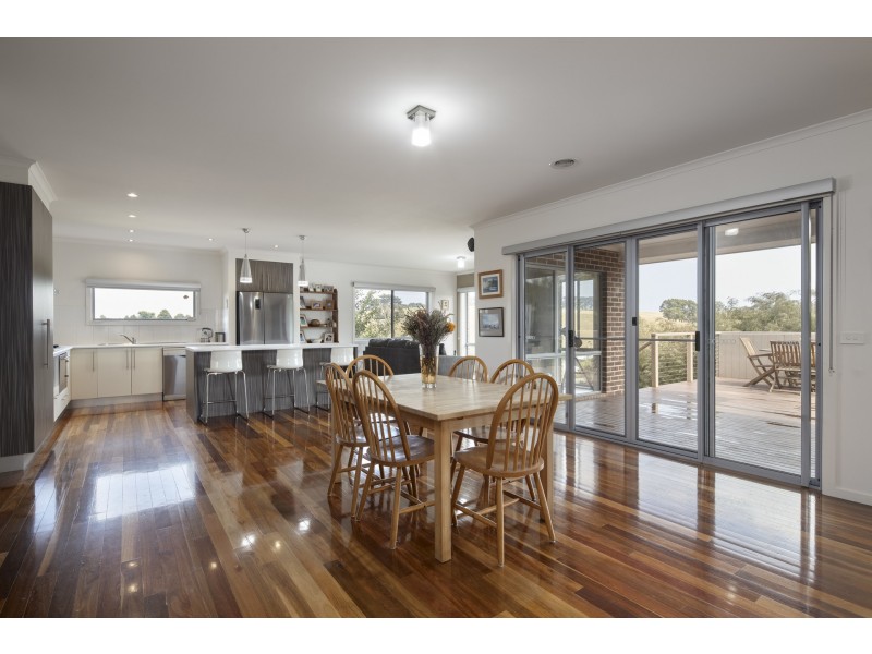 31 Willow Crescent, Warragul VIC 3820