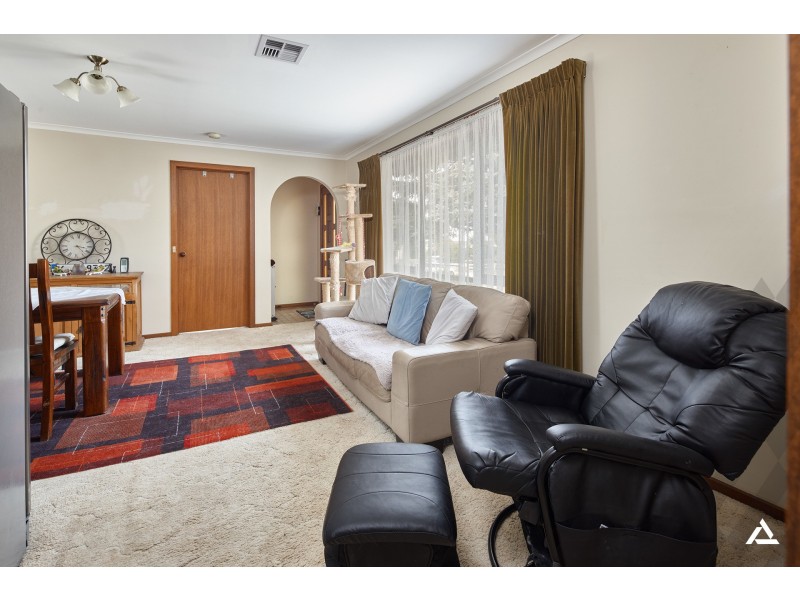 1/12 Young Street, Drouin VIC 3818