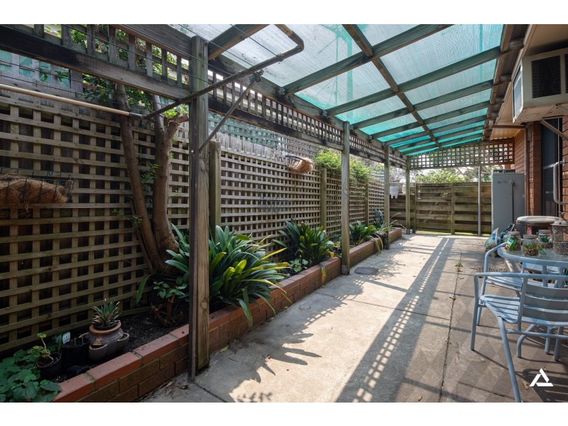 1/12 Young Street, Drouin VIC 3818