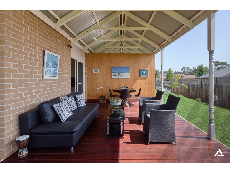 26 Shae Crescent, Drouin VIC 3818