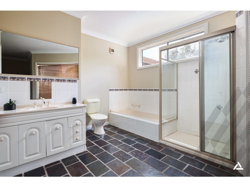 6 Taraview Court, Neerim South VIC 3831