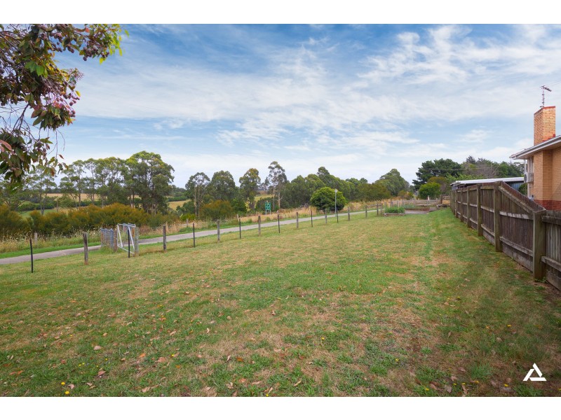 3 Beverley Street, Drouin East VIC 3818