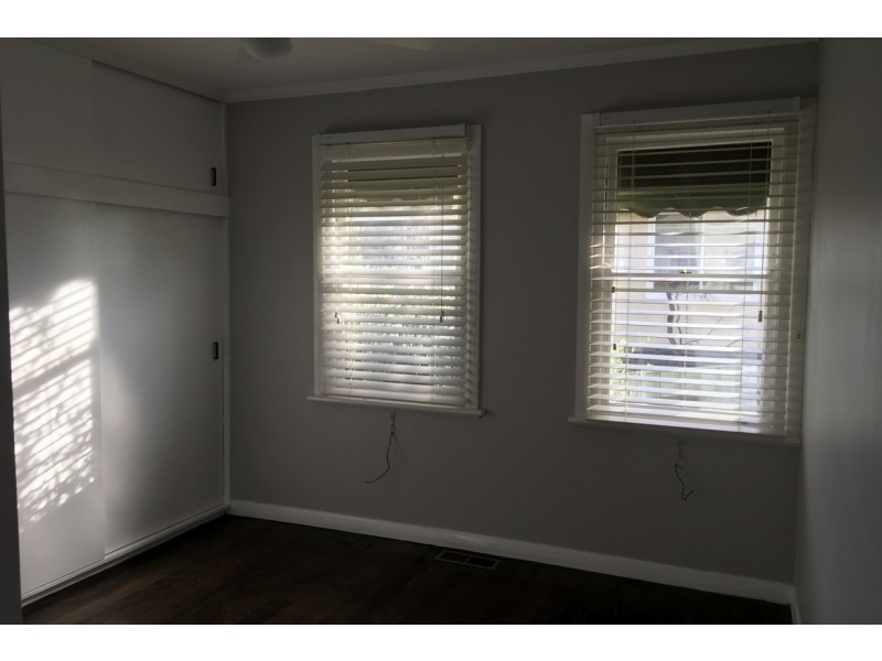 33 Burton Street, Warragul VIC 3820