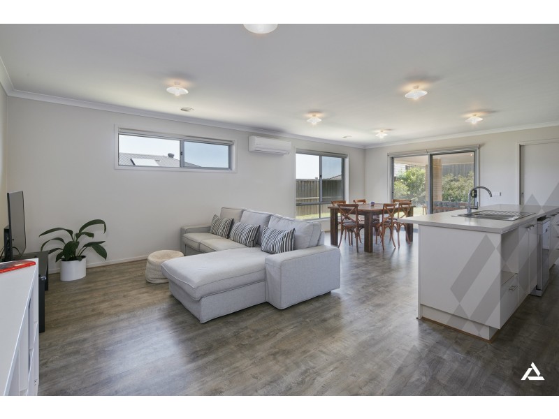 77 Silkwood Drive, Warragul VIC 3820