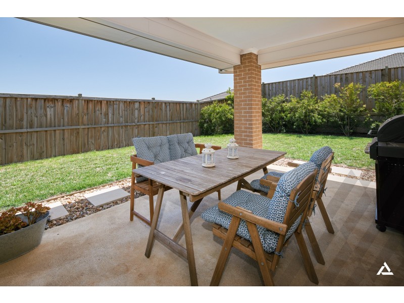 77 Silkwood Drive, Warragul VIC 3820