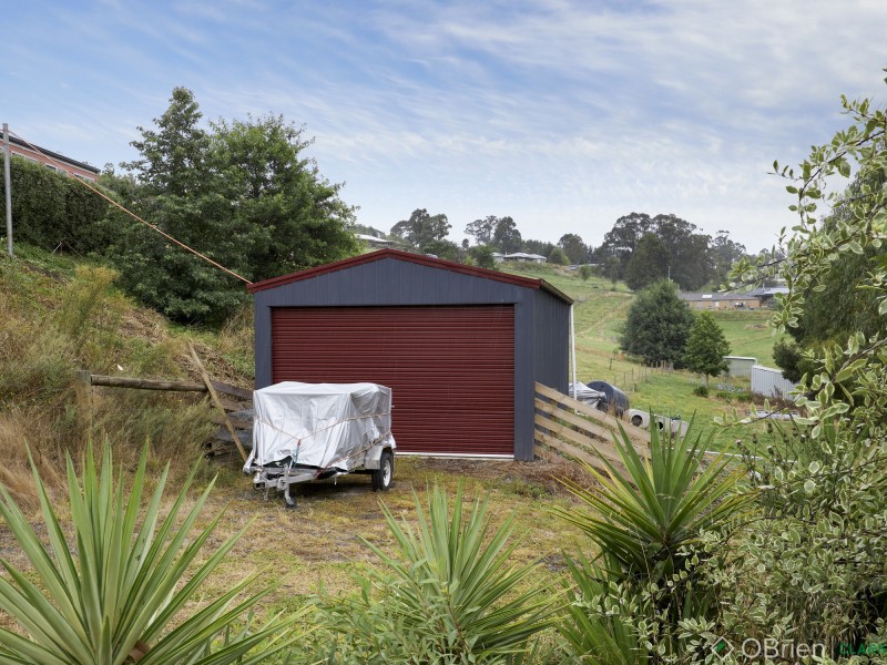 24 McDougal Road, Neerim South VIC 3831