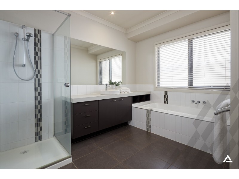 19 Cromie Drive, Warragul VIC 3820