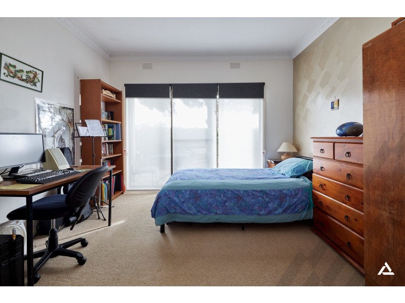 8 Stirling Street, Warragul VIC 3820