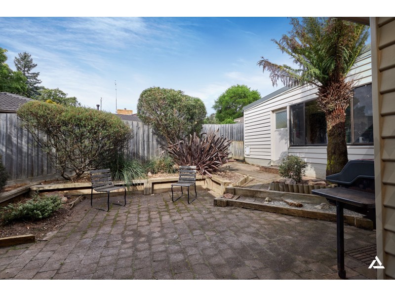 8 Stirling Street, Warragul VIC 3820