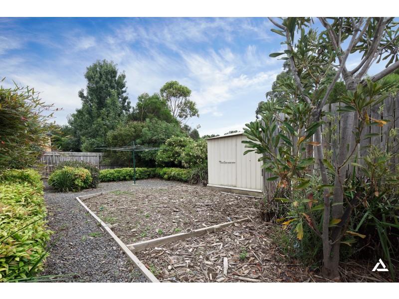5 Lomandra Court, Drouin VIC 3818