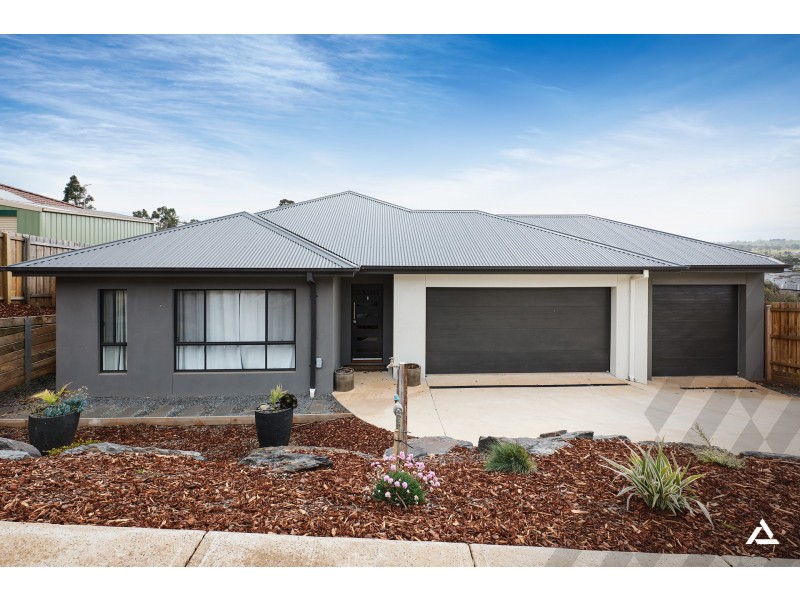 35 Southern Close, Drouin VIC 3818