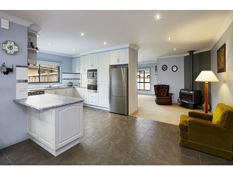 44 Windhaven Drive, Warragul VIC 3820