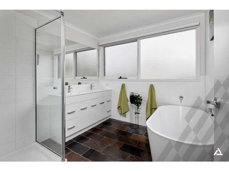 10 Jolley Road, Bunyip VIC 3815