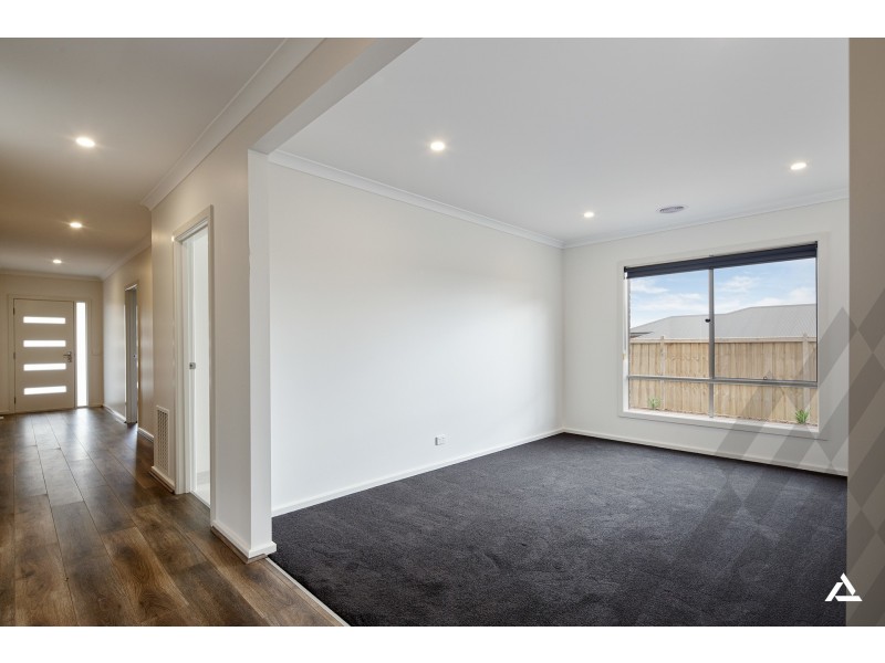 6 Pandanus Court, Warragul VIC 3820