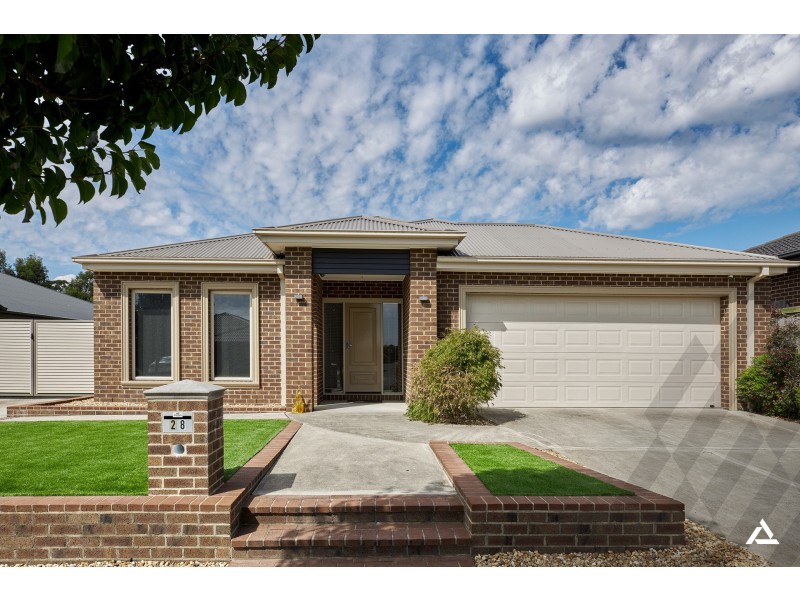 28 Villeneuve Drive, Trafalgar VIC 3824