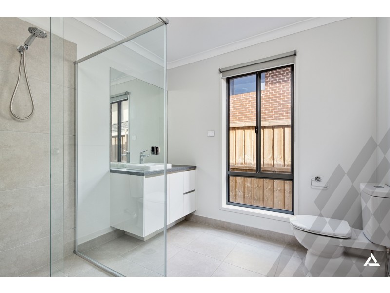 34 Willandra Circuit, Warragul VIC 3820